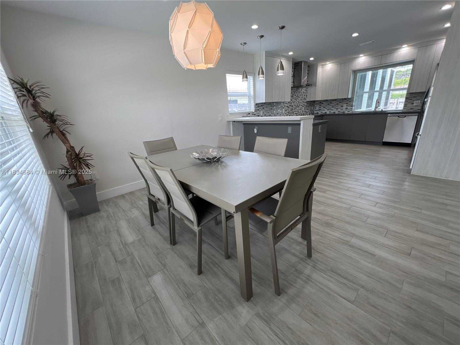 Small Image of 1405 NORTH 46TH AVE #n/a, Hollywood Number 31