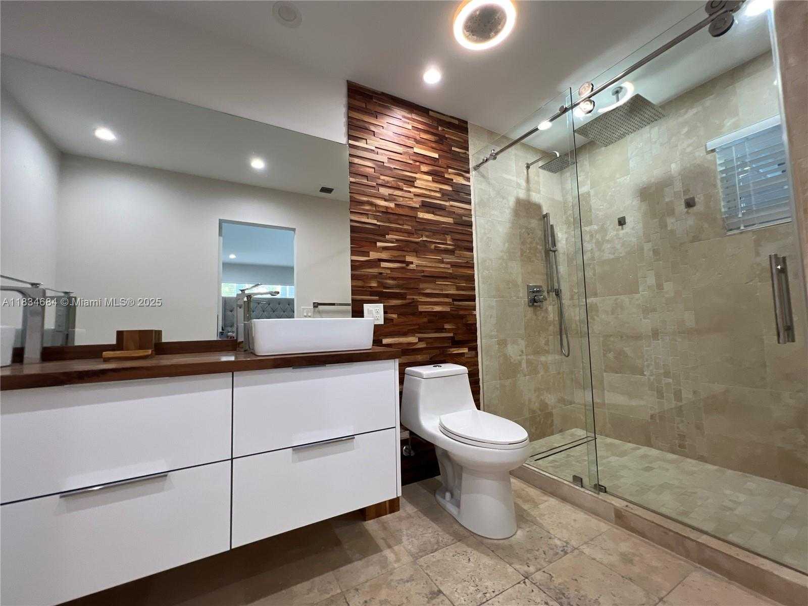 Small Image of 1405 NORTH 46TH AVE #n/a, Hollywood Number 9