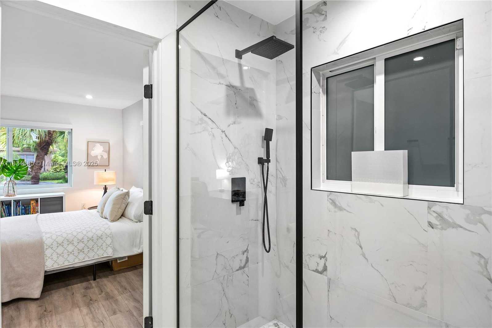 Small Image of 9008 EMERSON AVE, Surfside Number 20