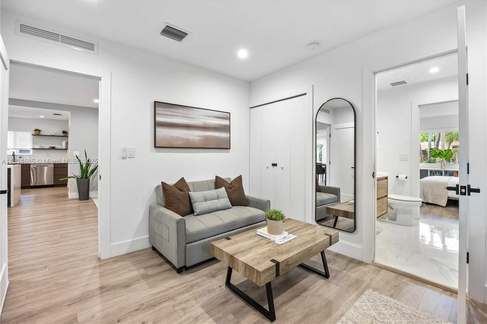 Small Image of 9008 EMERSON AVE, Surfside Number 21