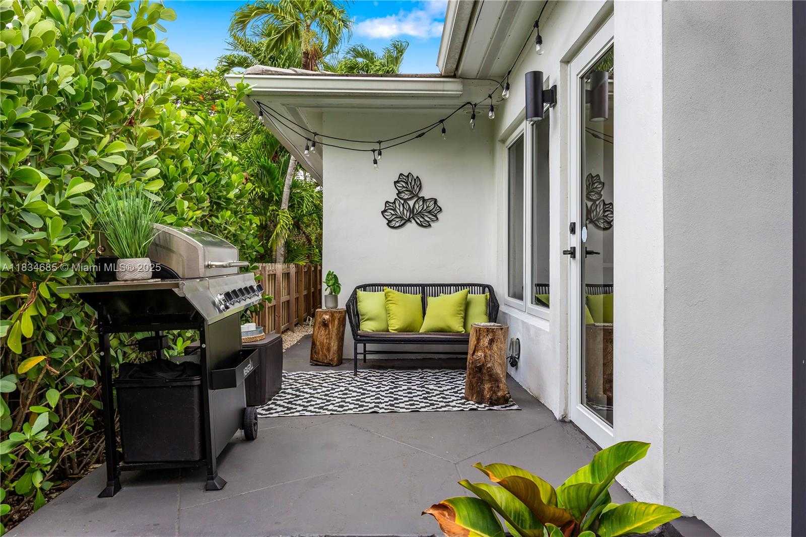 Small Image of 9008 EMERSON AVE, Surfside Number 26
