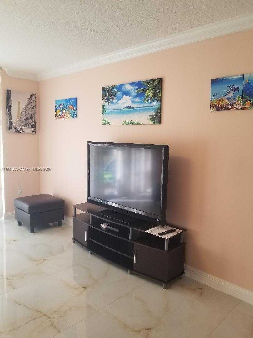 Small Image of 2080 SOUTH OCEAN DR #509, Hallandale Beach Number 26