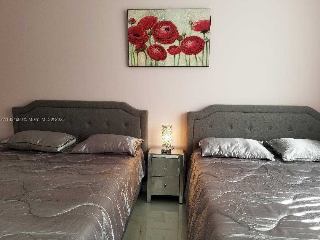 Small Image of 2080 SOUTH OCEAN DR #509, Hallandale Beach Number 39