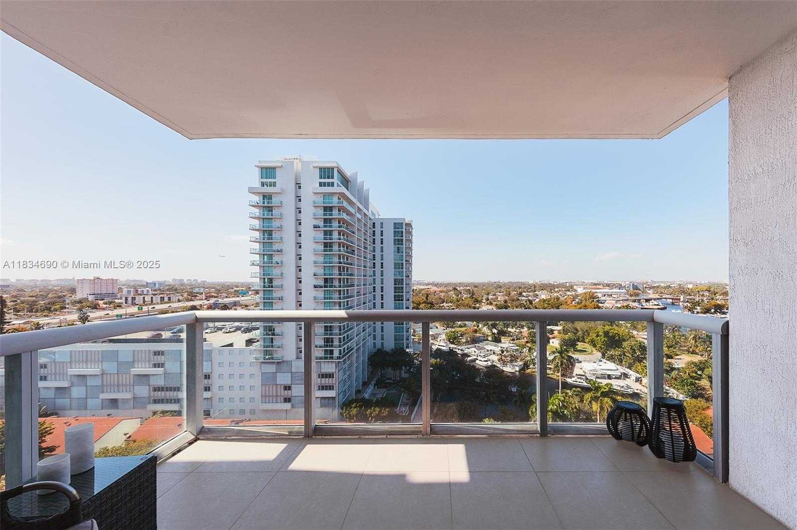 Small Image of 1861 NORTH WEST S RIVER DR #1503, Miami Number 15