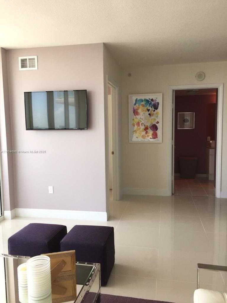 Small Image of 1861 NORTH WEST S RIVER DR #1503, Miami Number 18