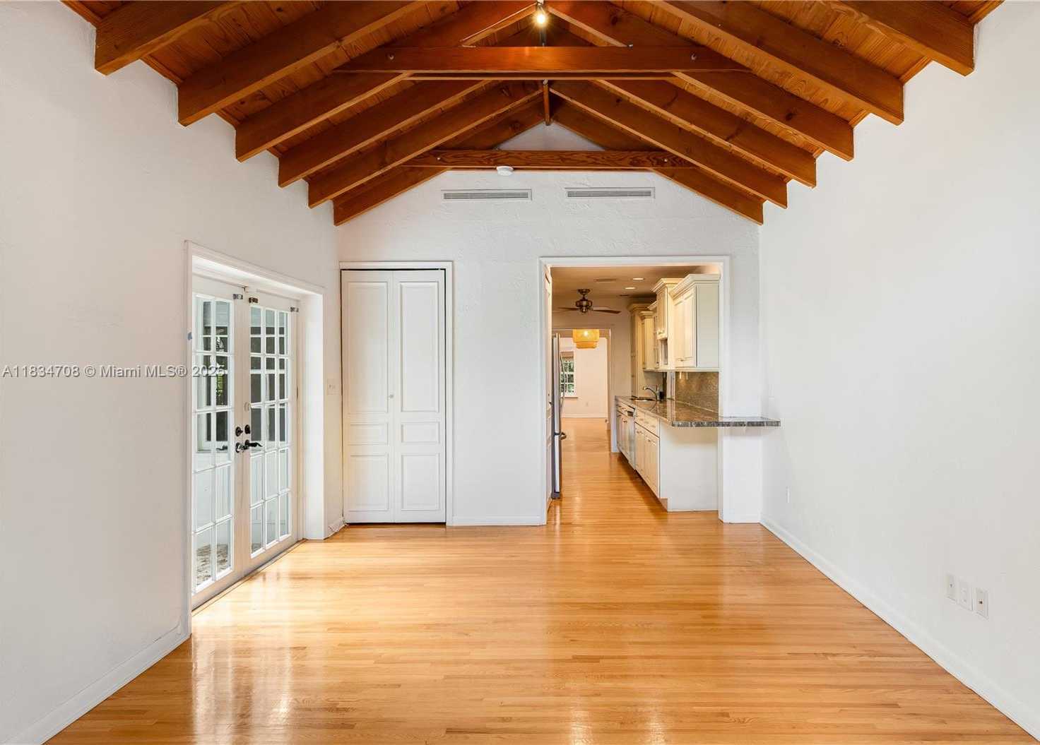 Small Image of 4001 HARDIE AVE, Miami Number 15