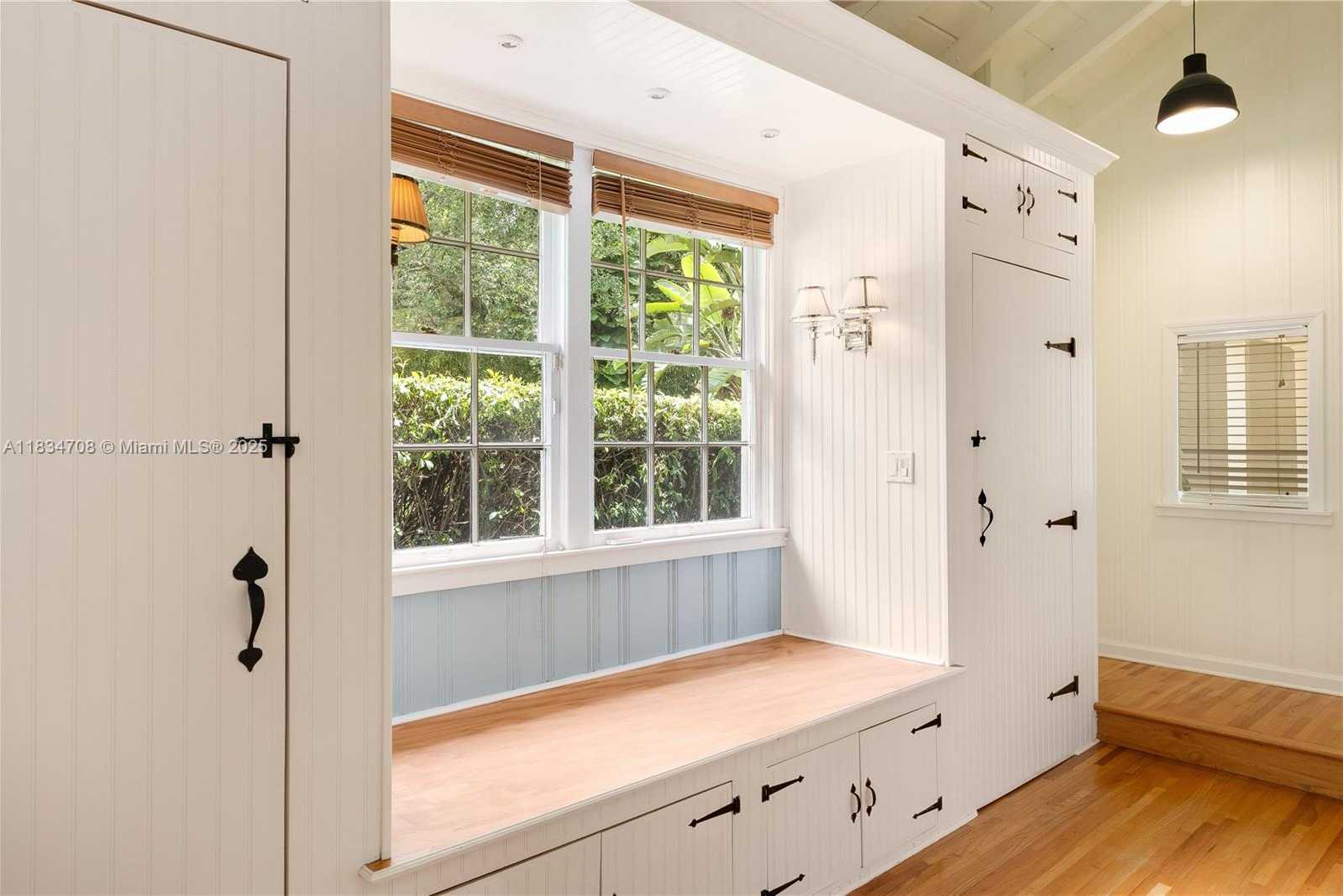 Small Image of 4001 HARDIE AVE, Miami Number 21