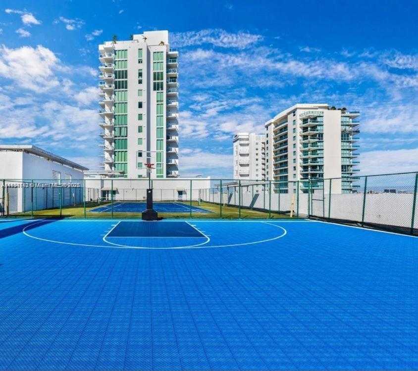Small Image of 7930 EAST DR #707, North Bay Village Number 2