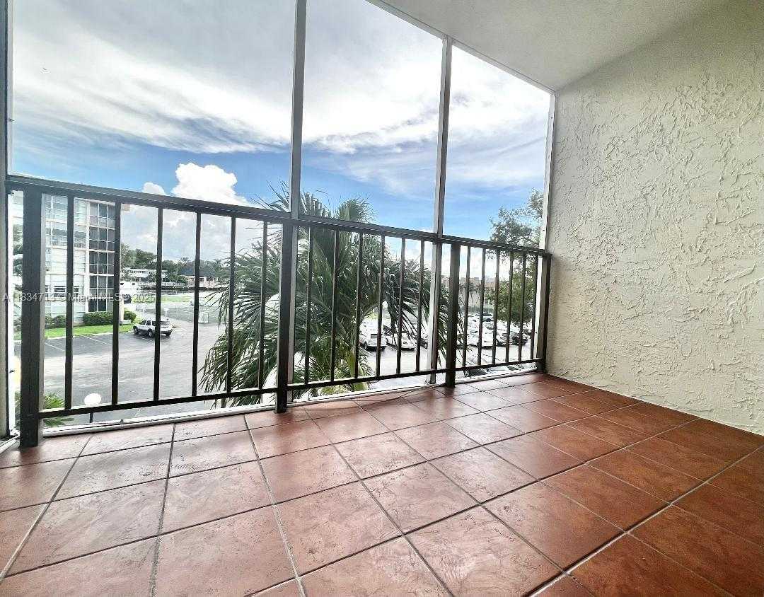 Small Image of 701 THREE ISLANDS BLVD #317, Hallandale Beach Number 10