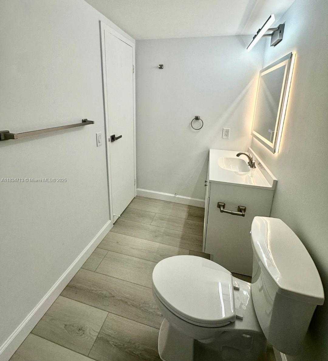 Small Image of 701 THREE ISLANDS BLVD #317, Hallandale Beach Number 17