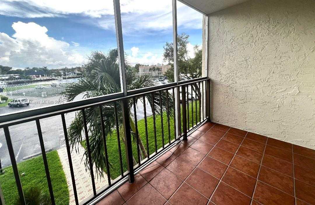 Small Image of 701 THREE ISLANDS BLVD #317, Hallandale Beach Number 22