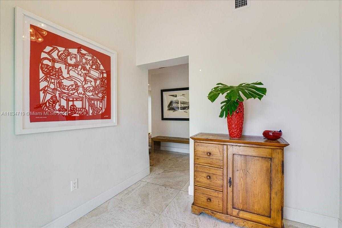 Small Image of 435 RIDGEWOOD ROAD, Key Biscayne Number 12