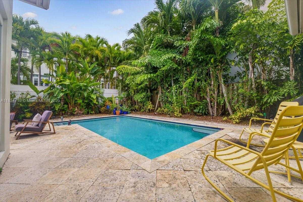 Small Image of 435 RIDGEWOOD ROAD, Key Biscayne Number 29