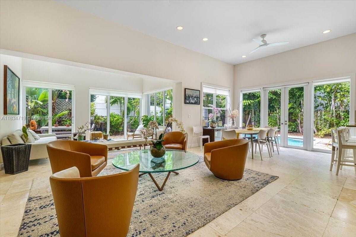 Small Image of 435 RIDGEWOOD ROAD, Key Biscayne Number 4