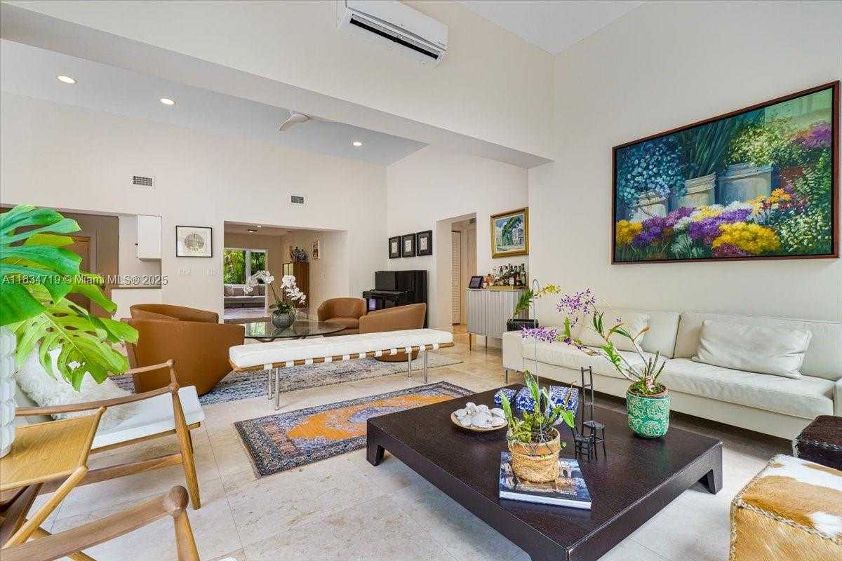 Small Image of 435 RIDGEWOOD ROAD, Key Biscayne Number 5