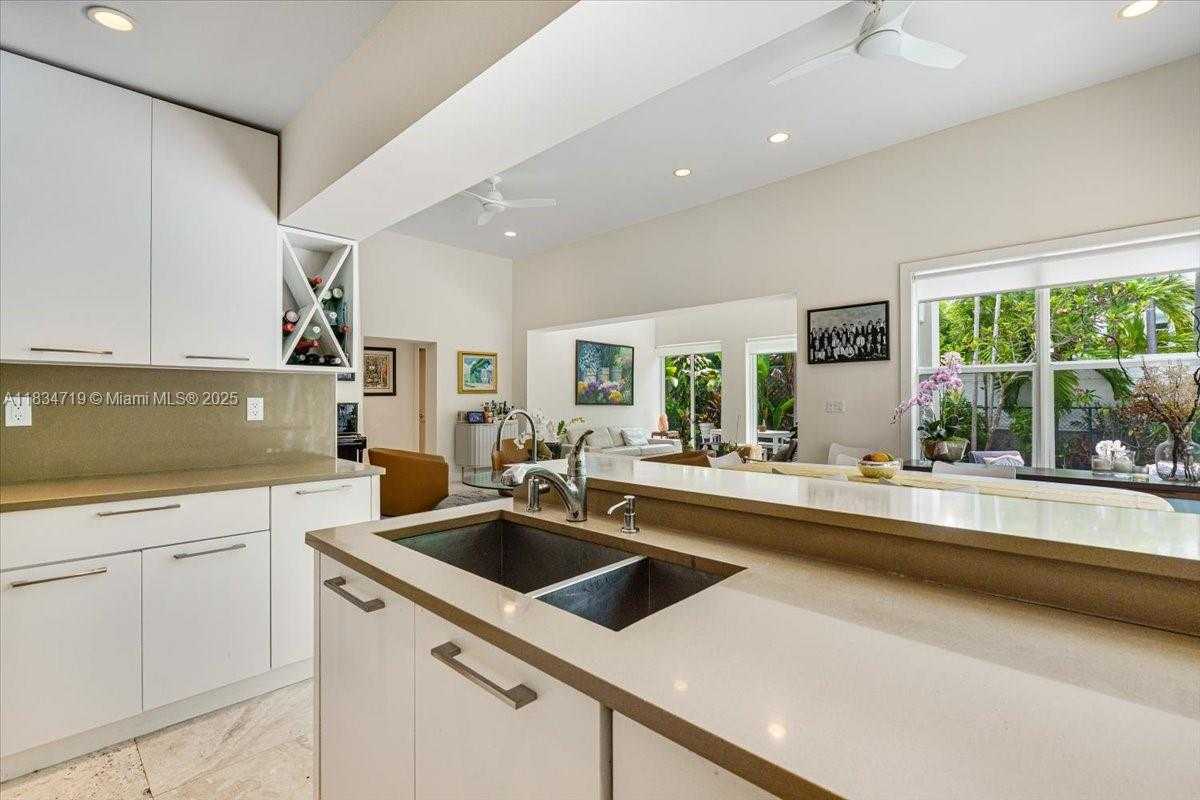 Small Image of 435 RIDGEWOOD ROAD, Key Biscayne Number 8