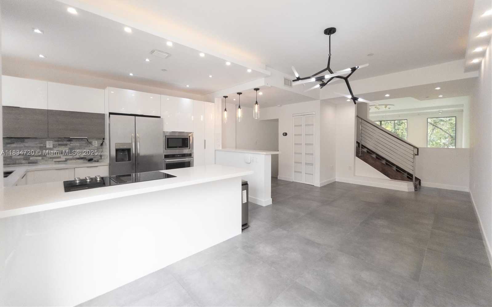 Small Image of 163 NORTH SHORE DR #163-5, Miami Beach Number 12