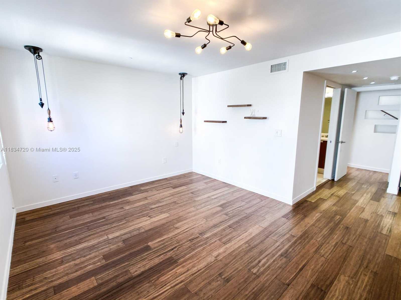 Small Image of 163 NORTH SHORE DR #163-5, Miami Beach Number 15
