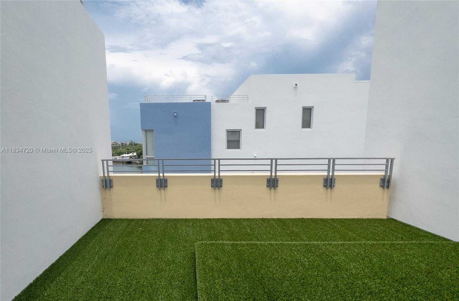 Small Image of 163 NORTH SHORE DR #163-5, Miami Beach Number 20