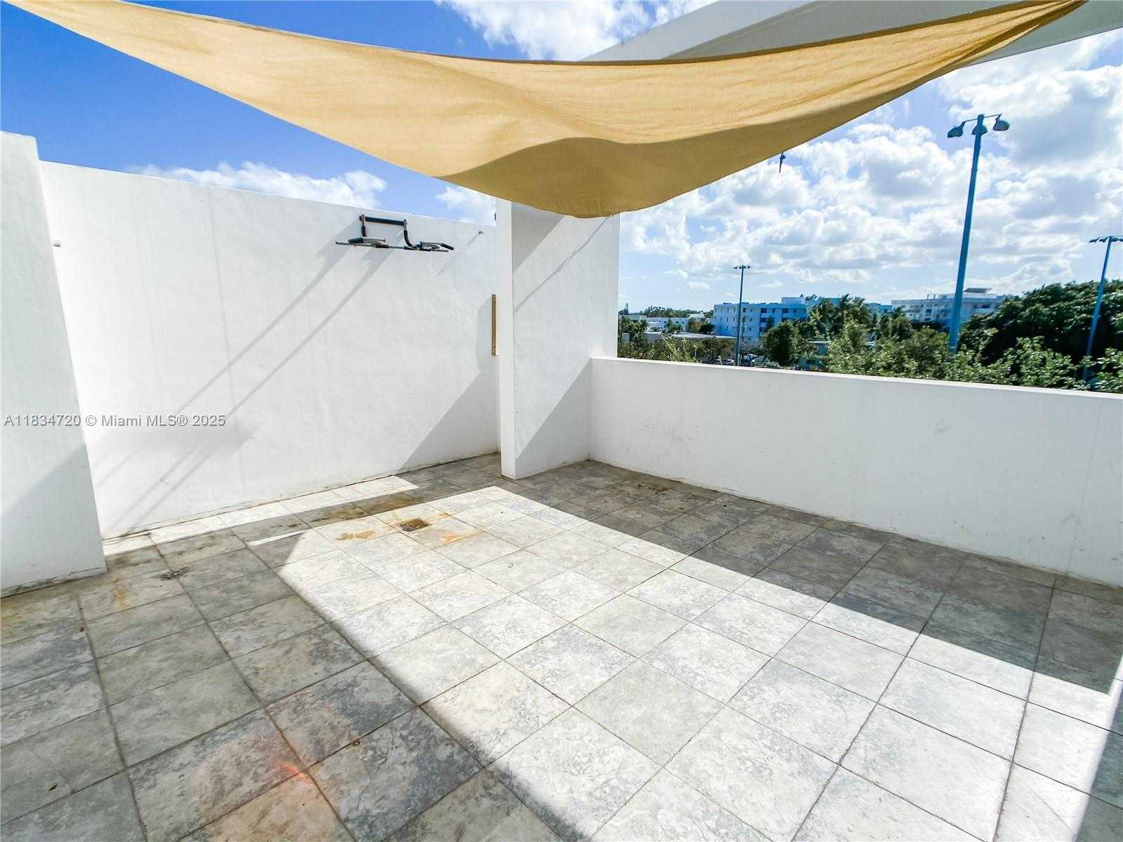 Small Image of 163 NORTH SHORE DR #163-5, Miami Beach Number 21