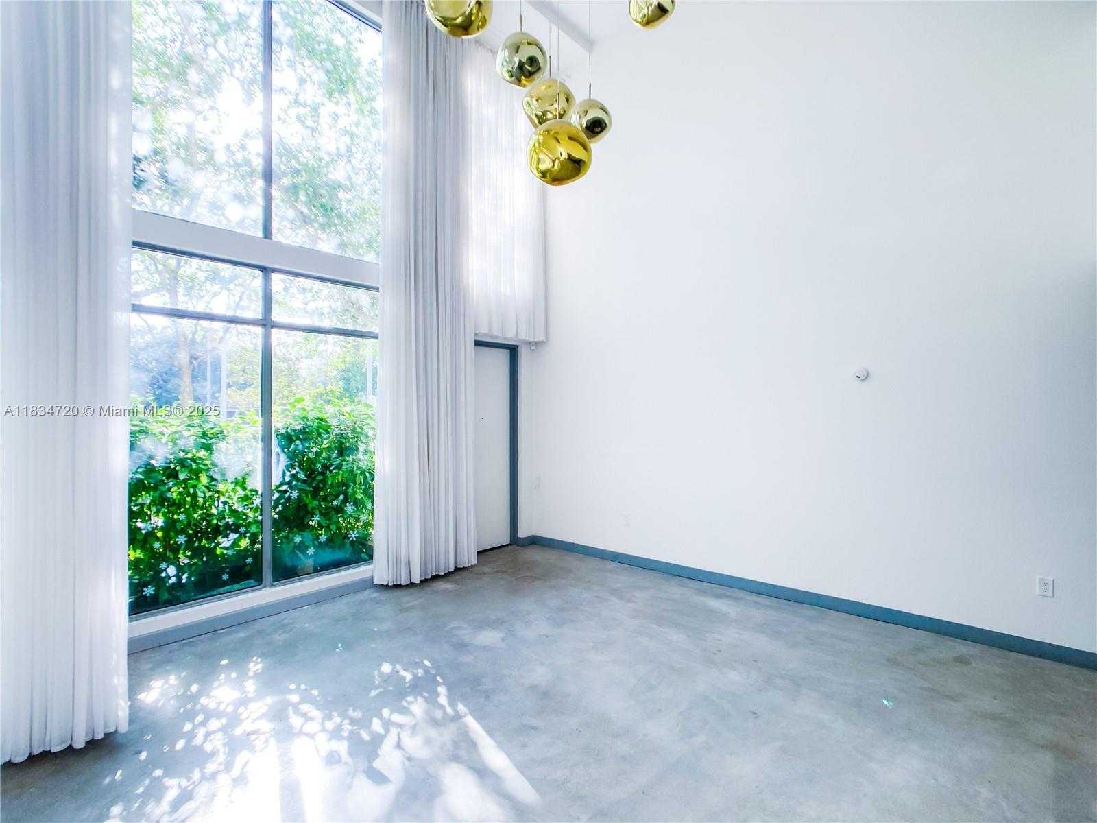 Small Image of 163 NORTH SHORE DR #163-5, Miami Beach Number 3