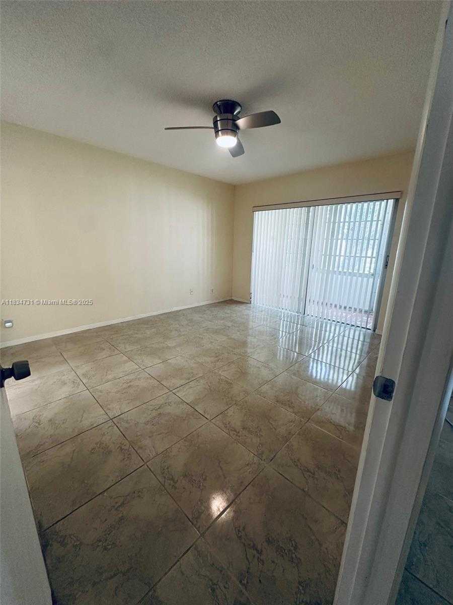 Small Image of 101 BERKLEY RD #209, Hollywood Number 13