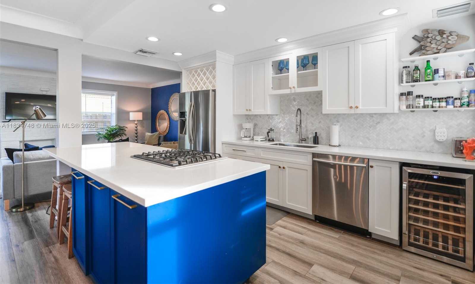 Small Image of 242 SOUTH WEST 20TH ST, Fort Lauderdale Number 5