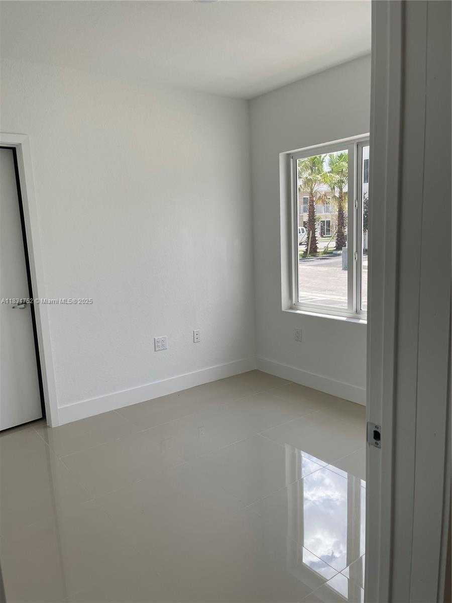 Small Image of 25834 SOUTH WEST 144TH AVE, Naranja Number 11