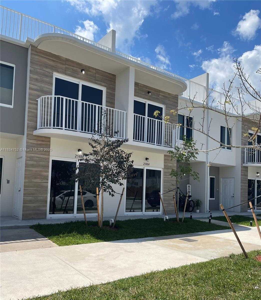 Small Image of 25834 SOUTH WEST 144TH AVE, Naranja Number 2
