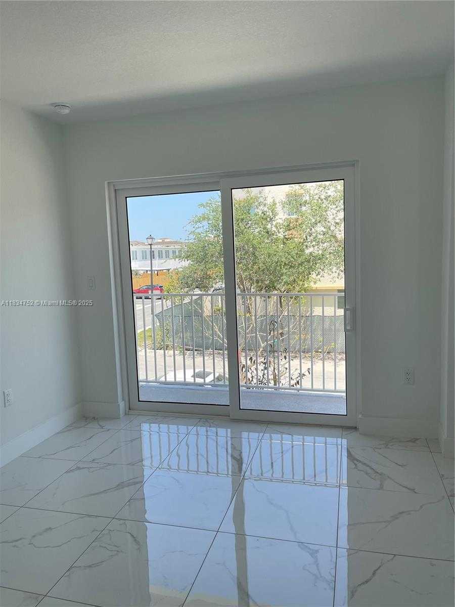 Small Image of 25834 SOUTH WEST 144TH AVE, Naranja Number 7