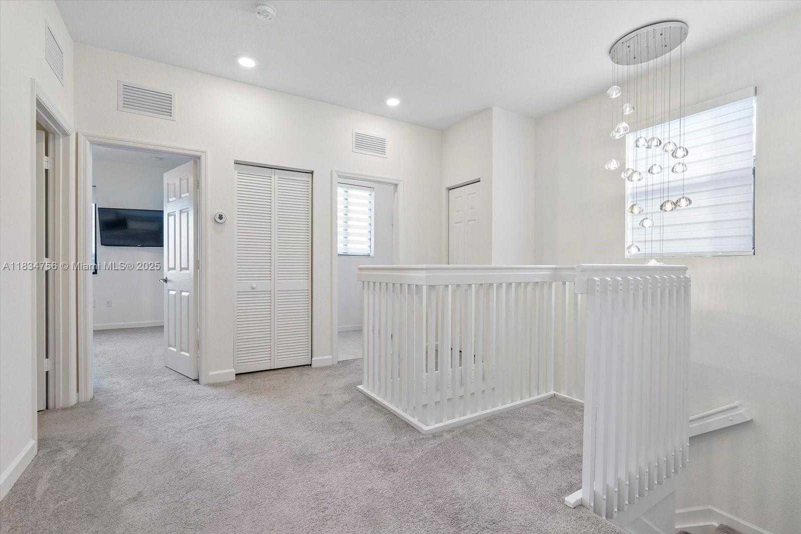 Small Image of 20960 NORTH EAST 2ND CT, Miami Number 15
