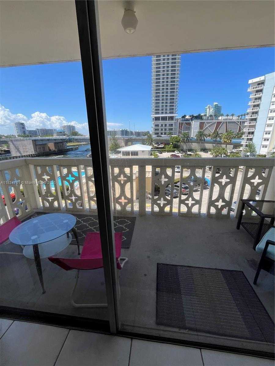 Small Image of 1817 SOUTH OCEAN DR #419, Hallandale Beach Number 11