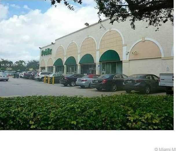 Small Image of 6580 SANTONA ST #A39, Coral Gables Number 17