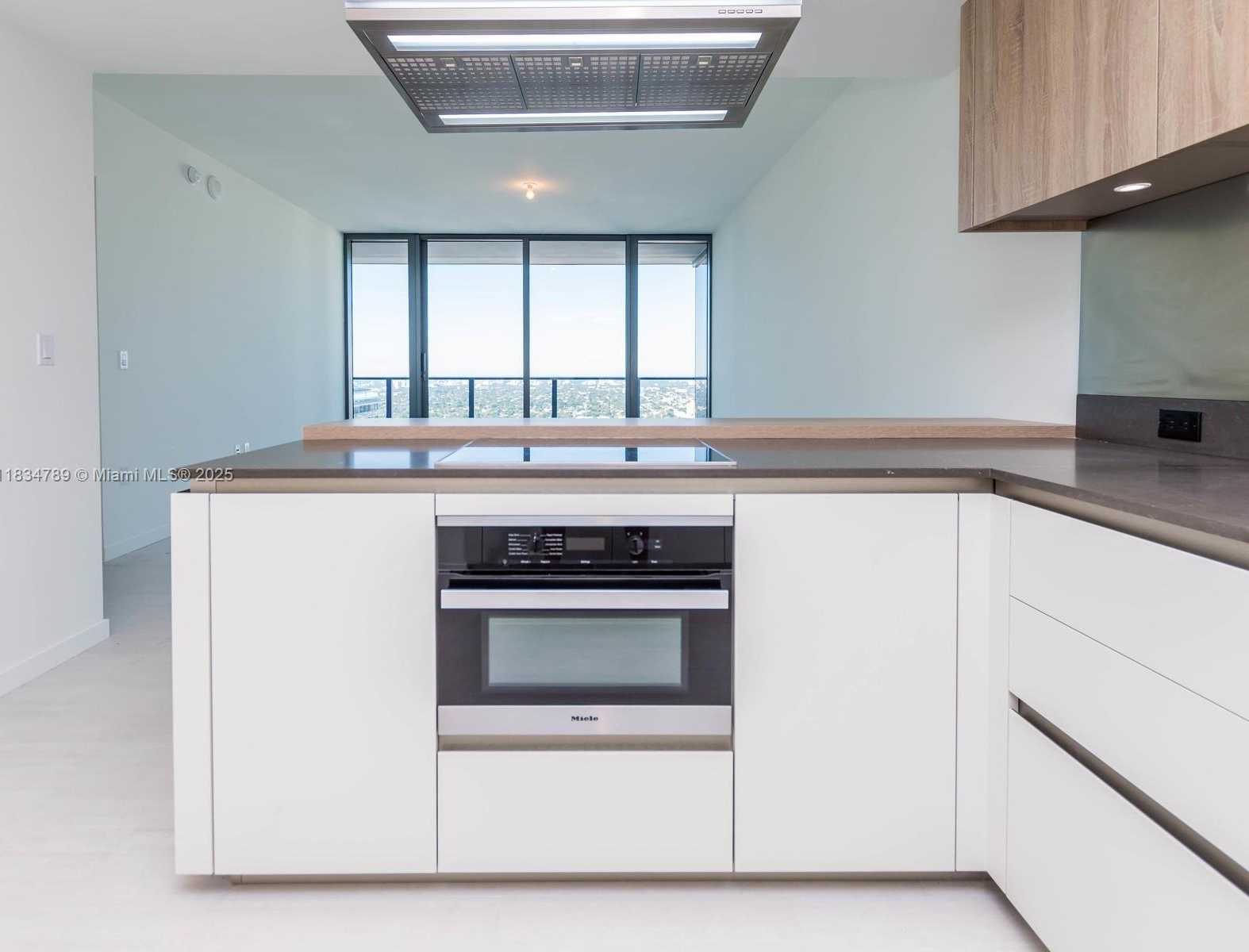 Small Image of 1000 BRICKELL PLZ #3204, Miami Number 14