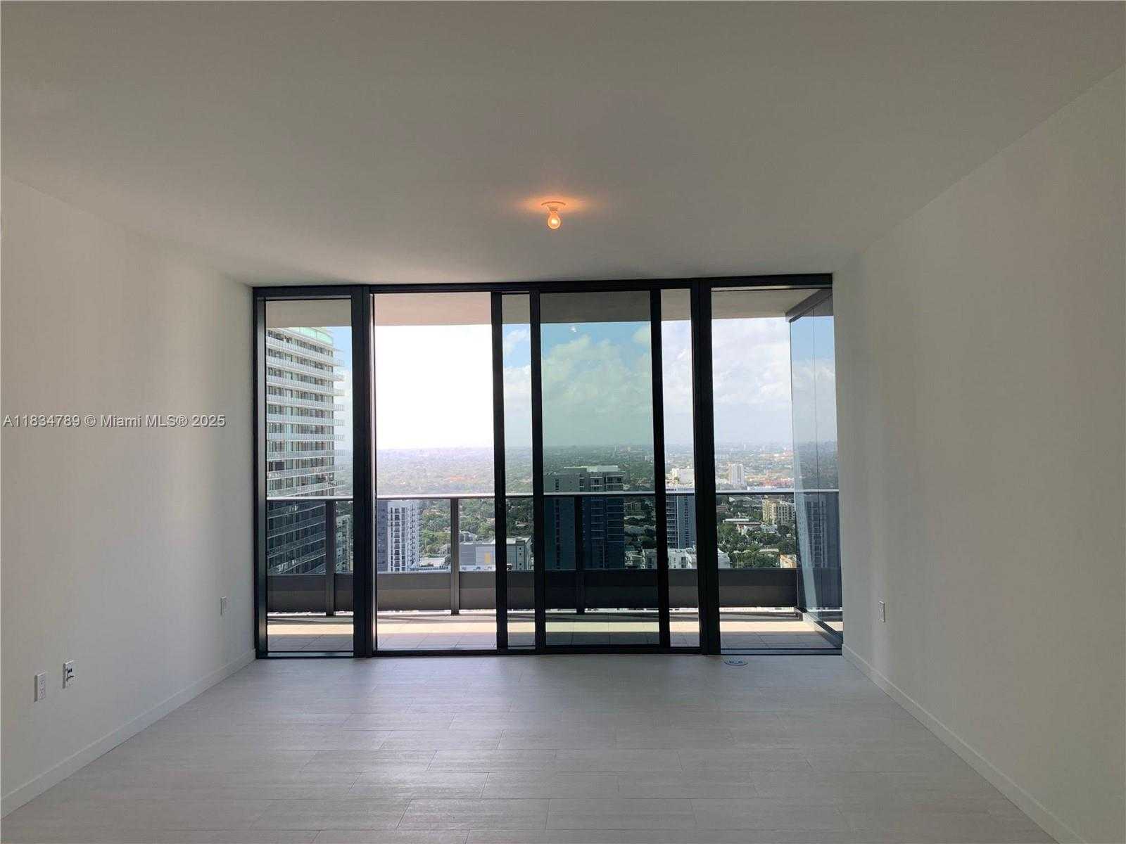 Small Image of 1000 BRICKELL PLZ #3204, Miami Number 16