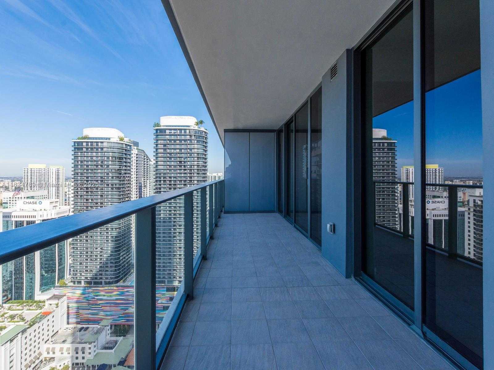 Small Image of 1000 BRICKELL PLZ #3204, Miami Number 26