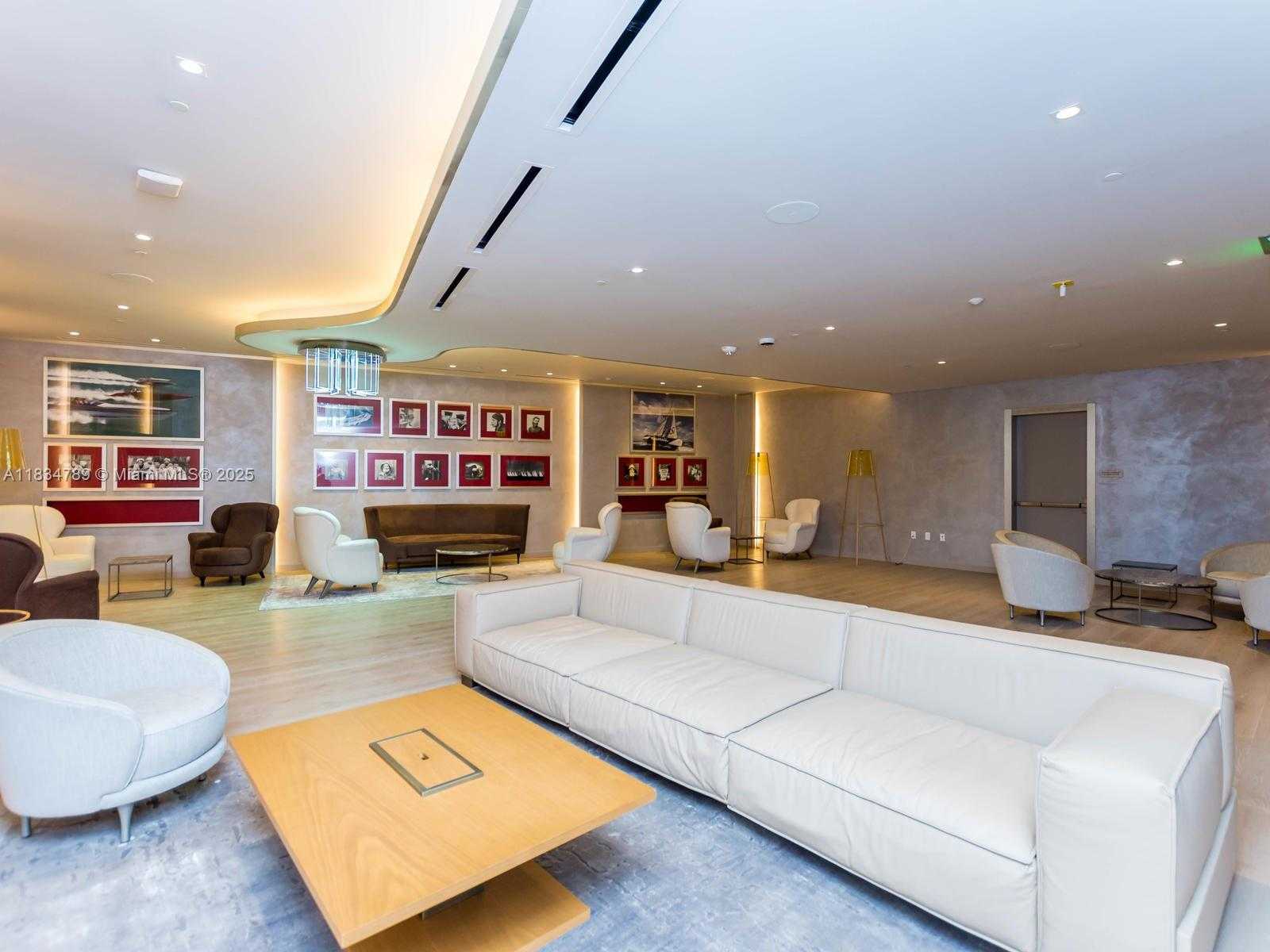 Small Image of 1000 BRICKELL PLZ #3204, Miami Number 38
