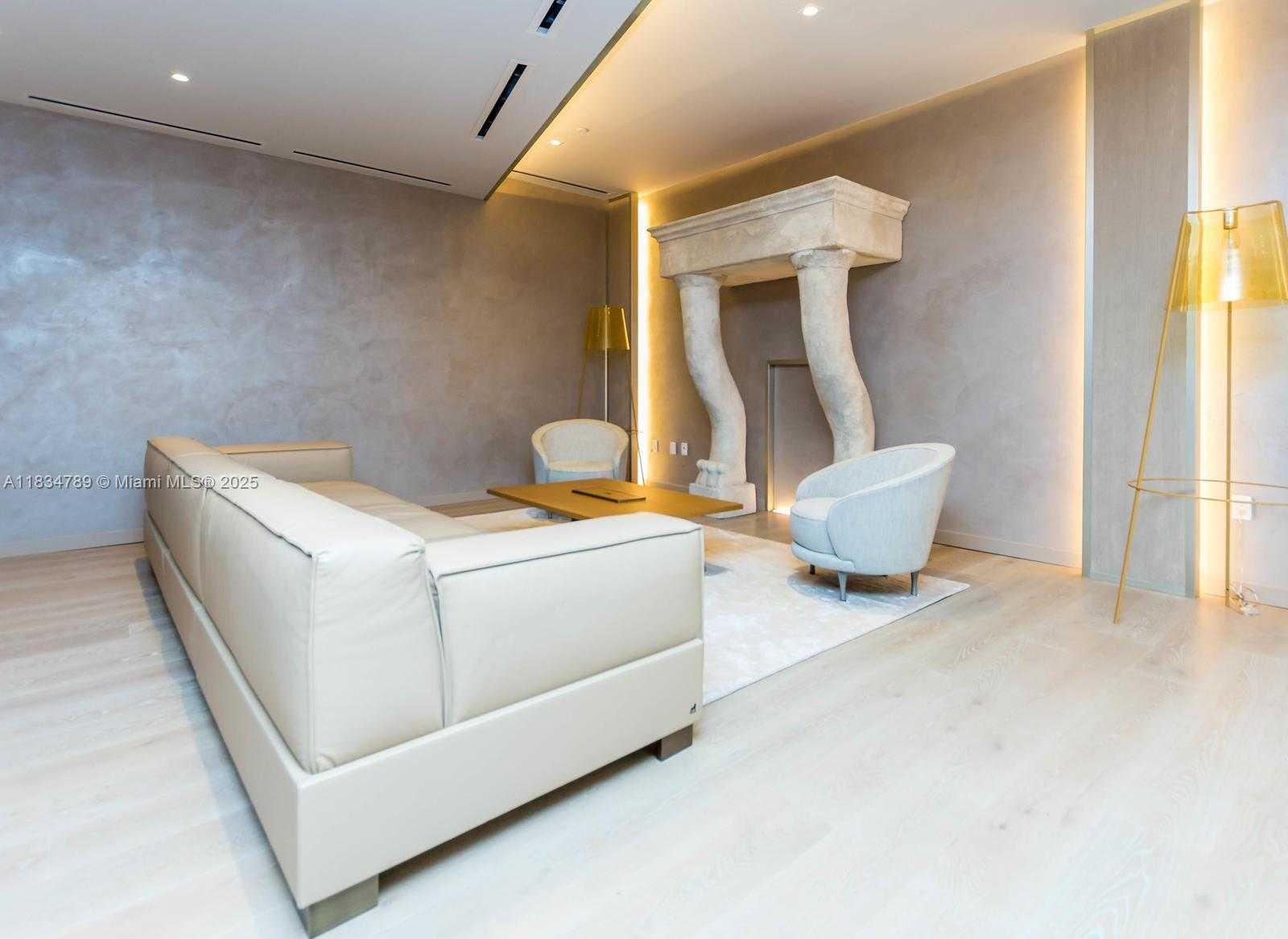 Small Image of 1000 BRICKELL PLZ #3204, Miami Number 40
