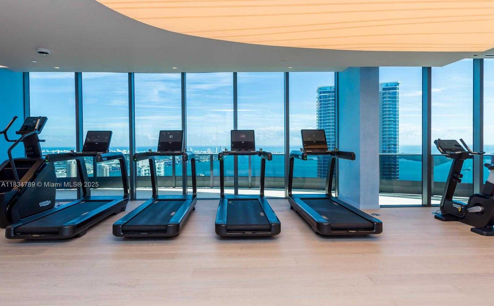 Small Image of 1000 BRICKELL PLZ #3204, Miami Number 61