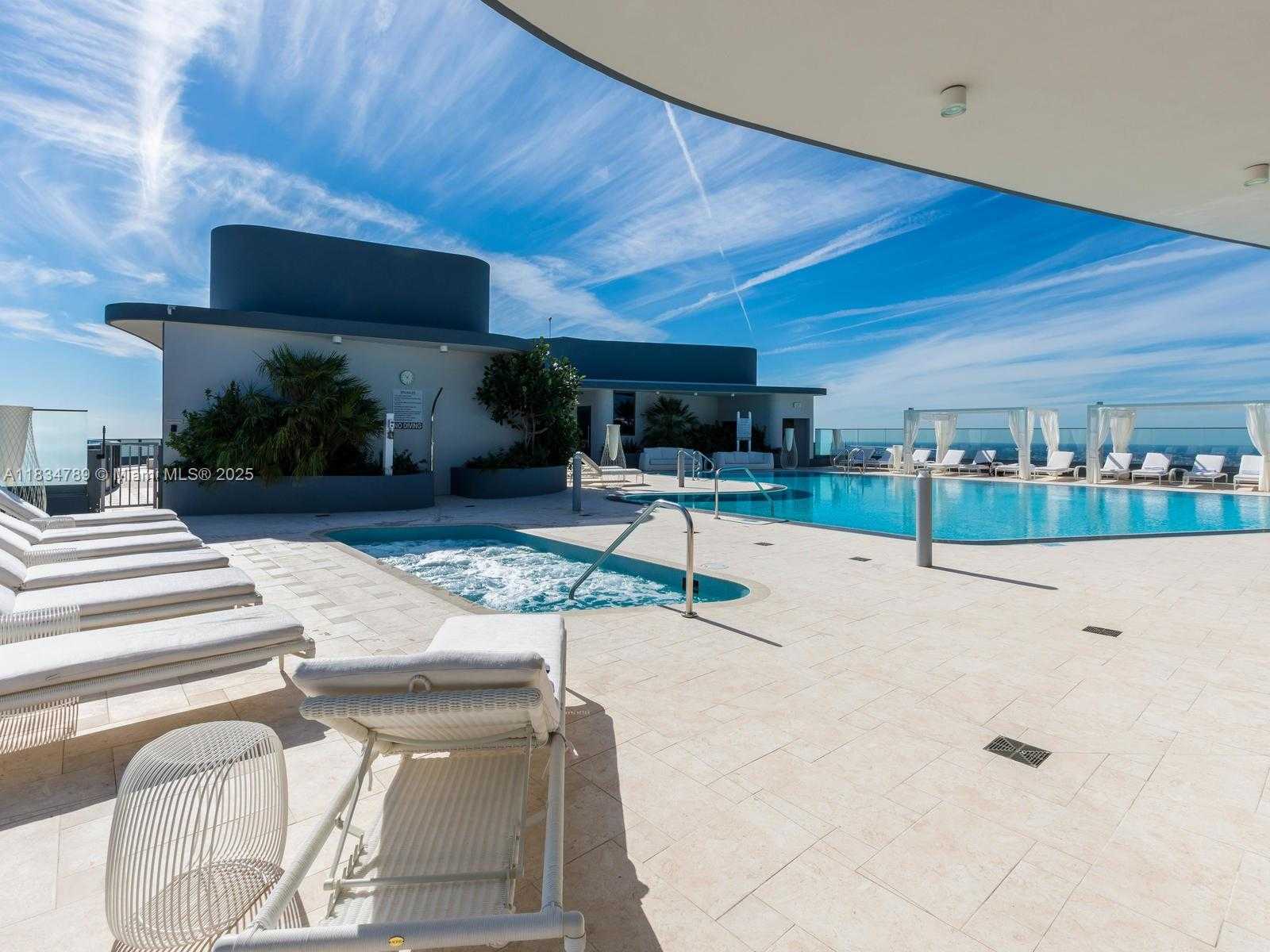 Small Image of 1000 BRICKELL PLZ #3204, Miami Number 71