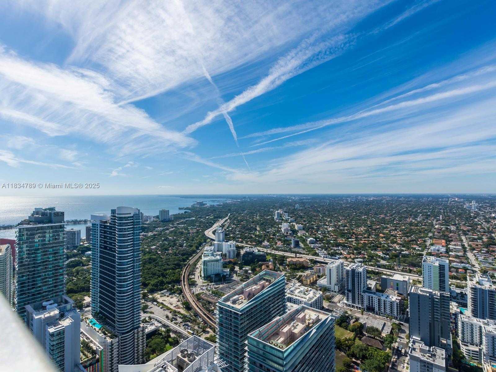 Small Image of 1000 BRICKELL PLZ #3204, Miami Number 74