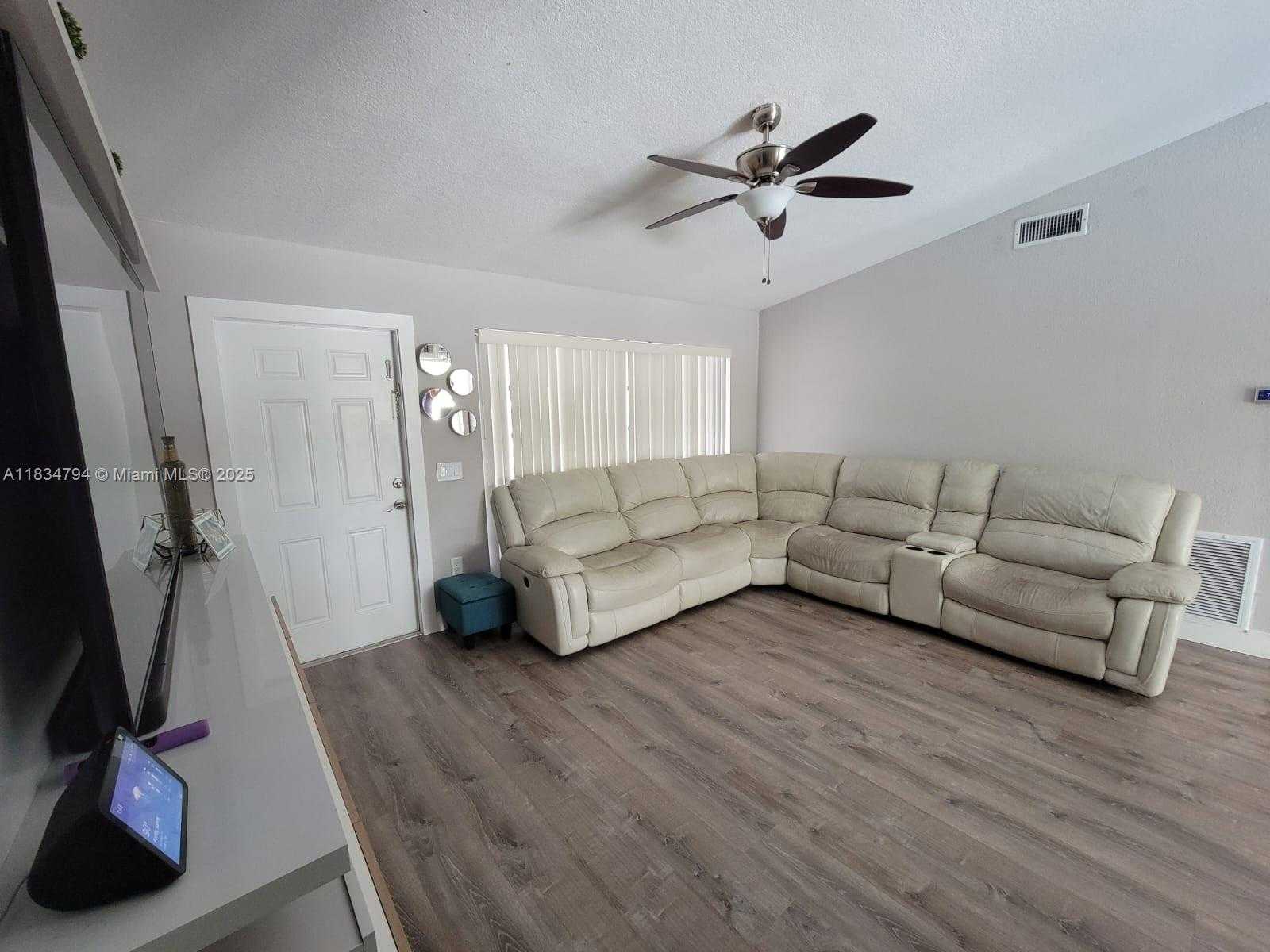 Small Image of 12041 NORTH WEST 34TH PL, Sunrise Number 13