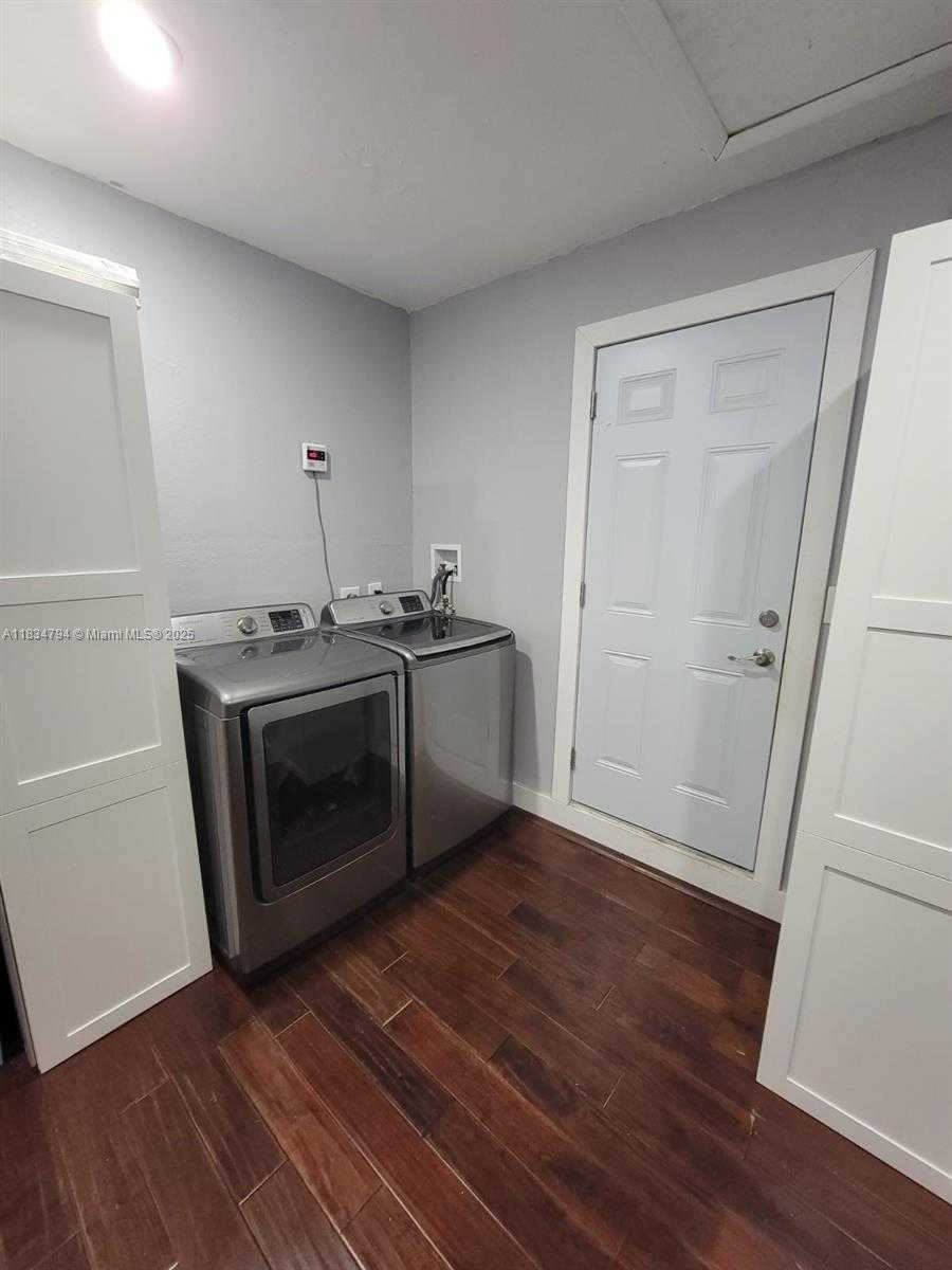 Small Image of 12041 NORTH WEST 34TH PL, Sunrise Number 14