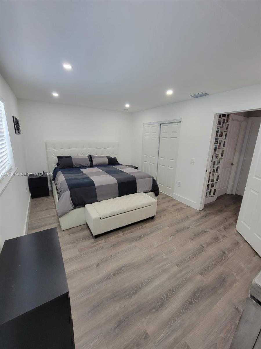 Small Image of 12041 NORTH WEST 34TH PL, Sunrise Number 7