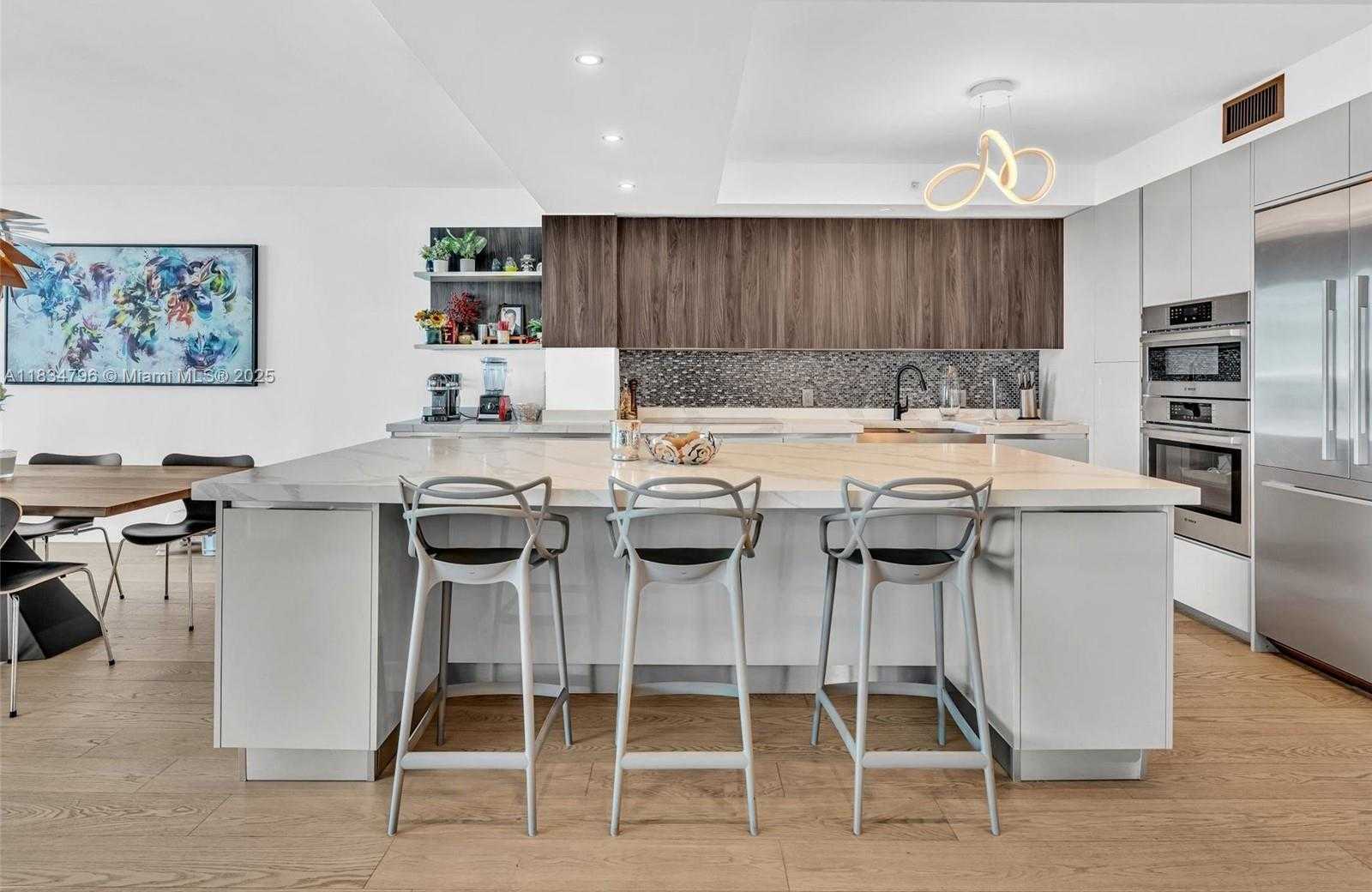 Small Image of 3201 NORTH EAST 183RD ST #2102, Aventura Number 11