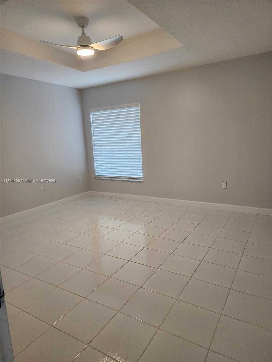 Small Image of 986 NORTH WEST 136TH CT #986, Miami Number 10