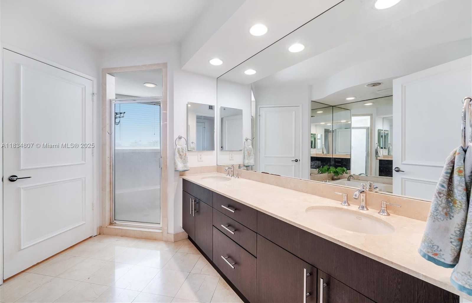 Small Image of 765 CRANDON BLVD #PH-12, Key Biscayne Number 12