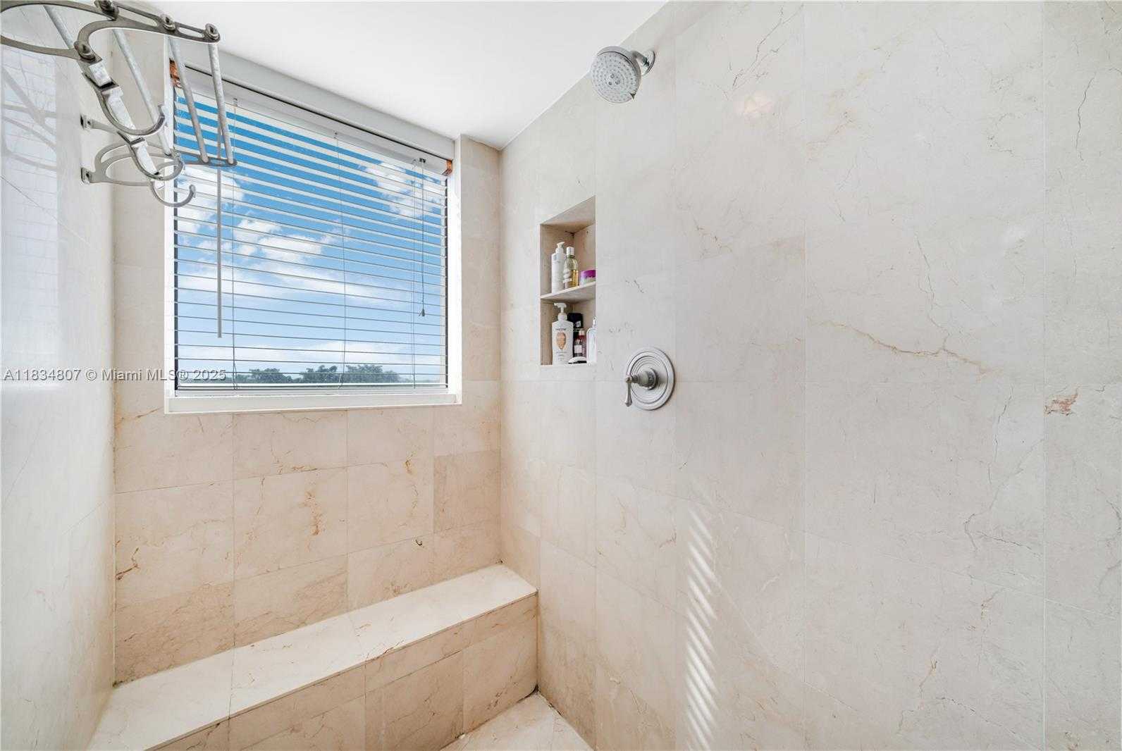 Small Image of 765 CRANDON BLVD #PH-12, Key Biscayne Number 14