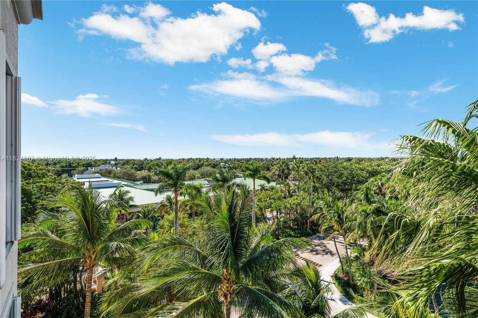 Small Image of 765 CRANDON BLVD #PH-12, Key Biscayne Number 15