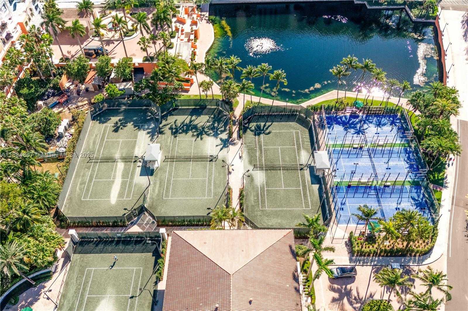 Small Image of 765 CRANDON BLVD #PH-12, Key Biscayne Number 48